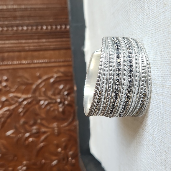 Lucky Brand Pave Cuff  Silver cuff bracelet - Picture 2 of 6